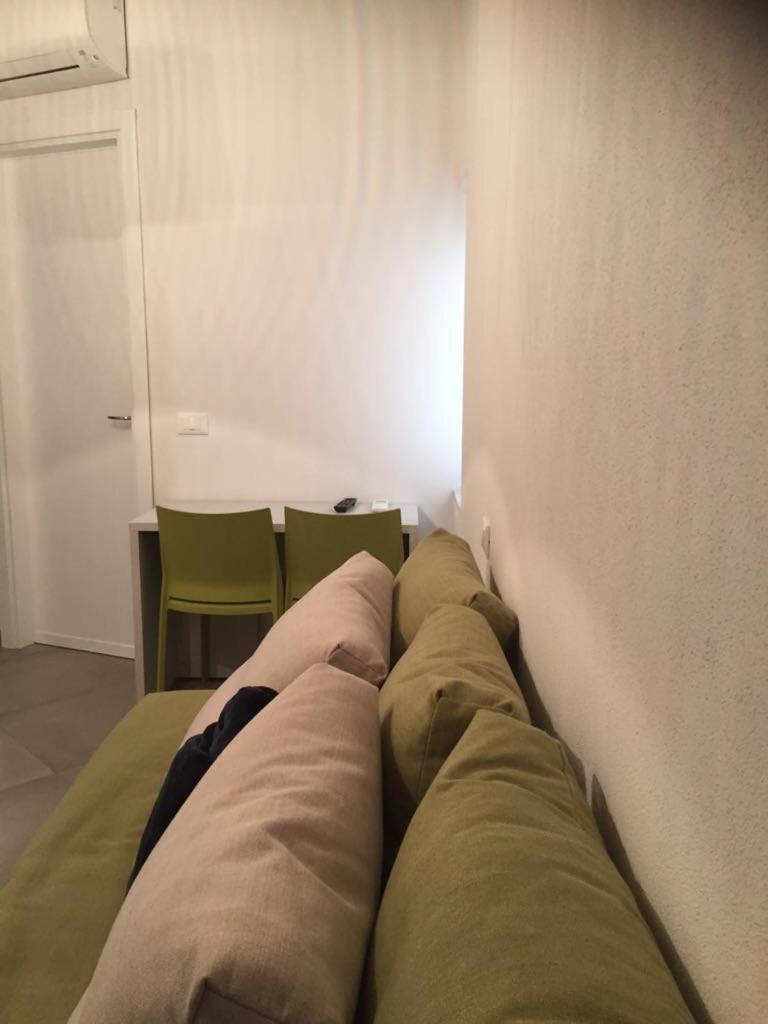 Camere Nicolina 2 ヴェルナッツァ エクステリア 写真